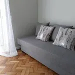 Lulapartment Iii *